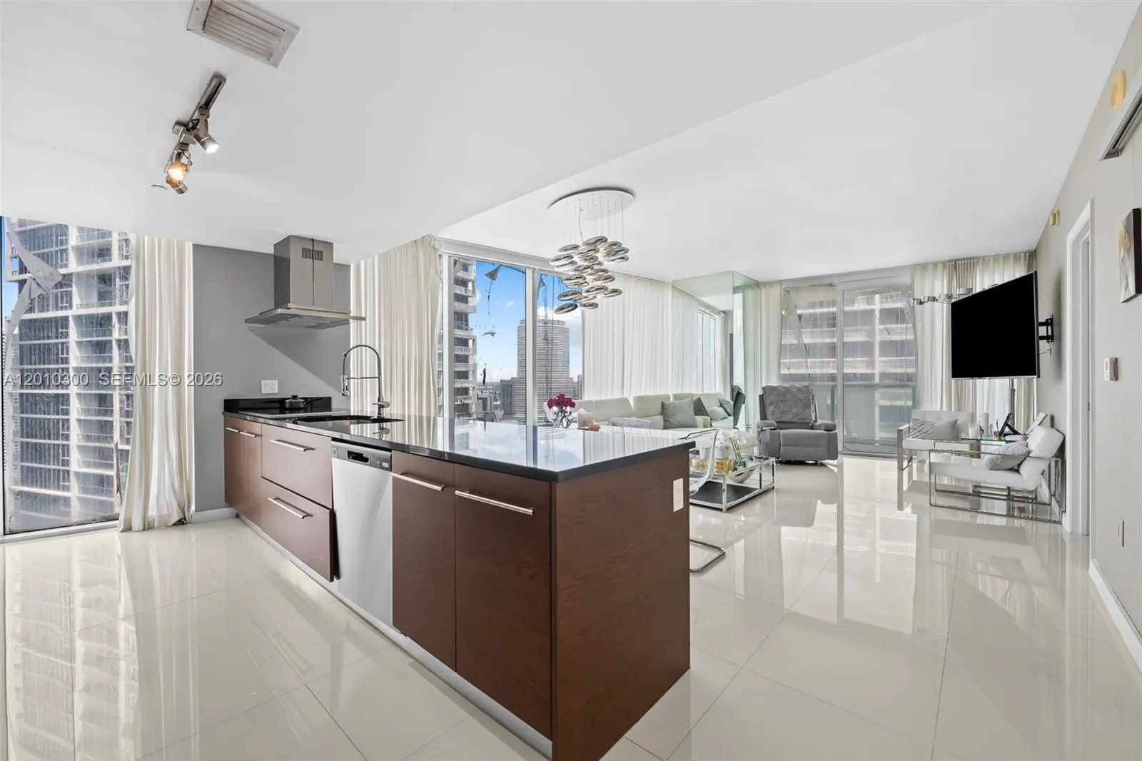 495 Brickell Ave # 3710, Miami FL 33131