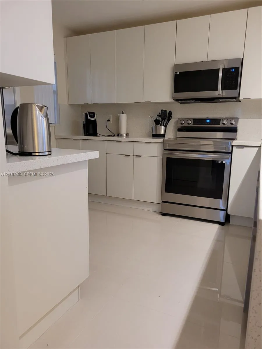 8101 SW 24th Ct # 108, Davie FL 33324