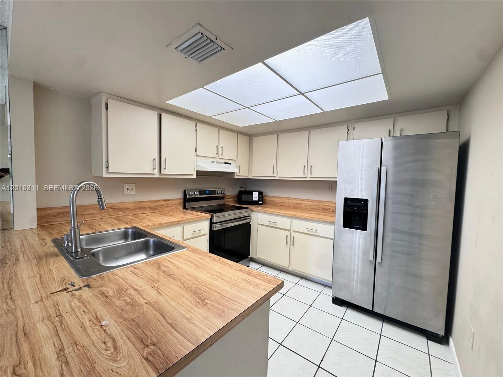 10893 NW 7th St # 27, Miami FL 33172