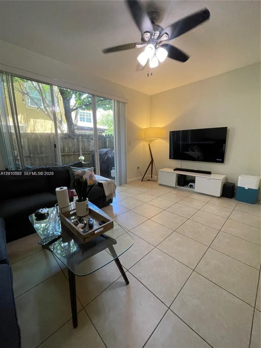 9353 SW 227th St # 21, Cutler Bay FL 33190