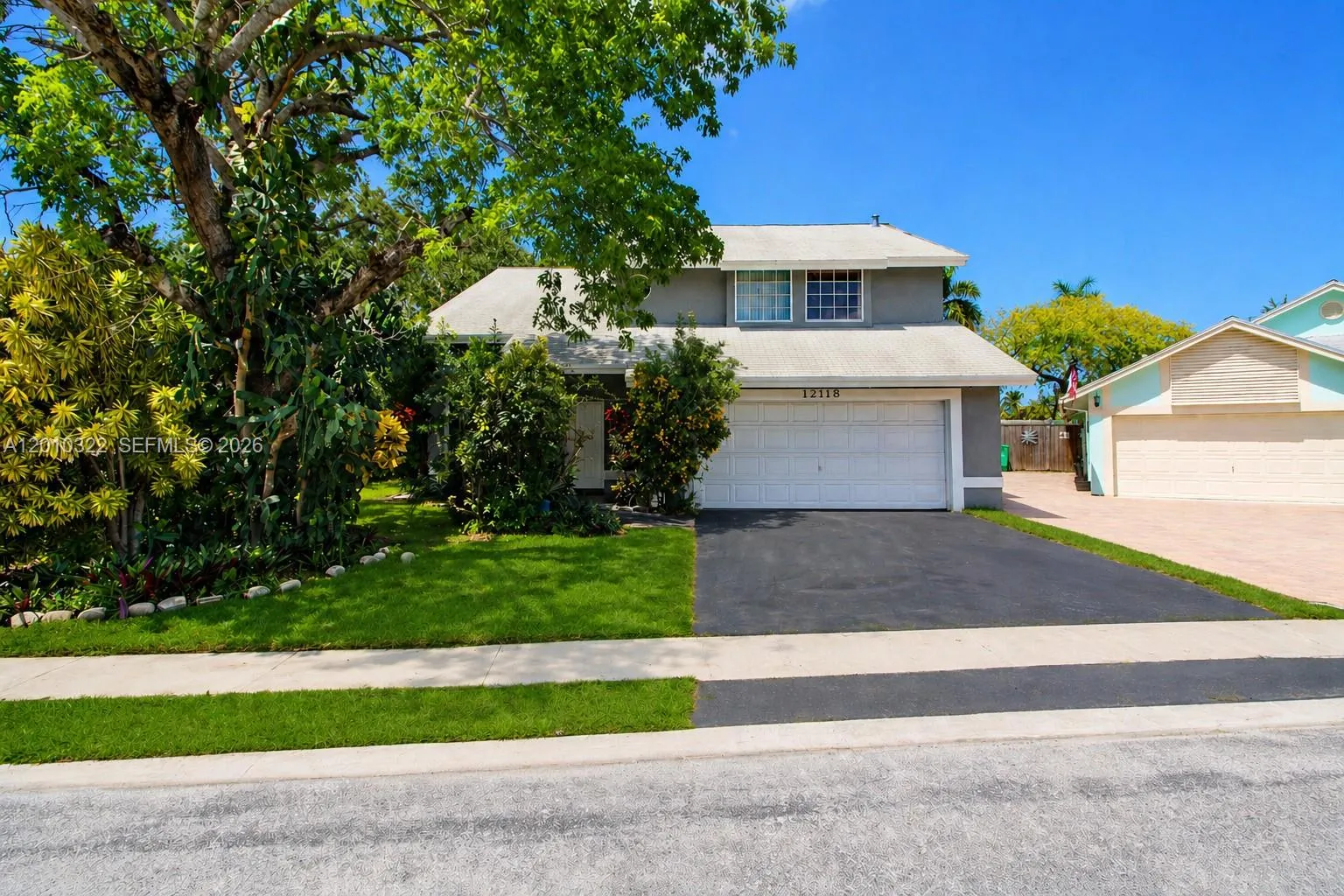 12113 NW 33rd St, Sunrise FL 33323