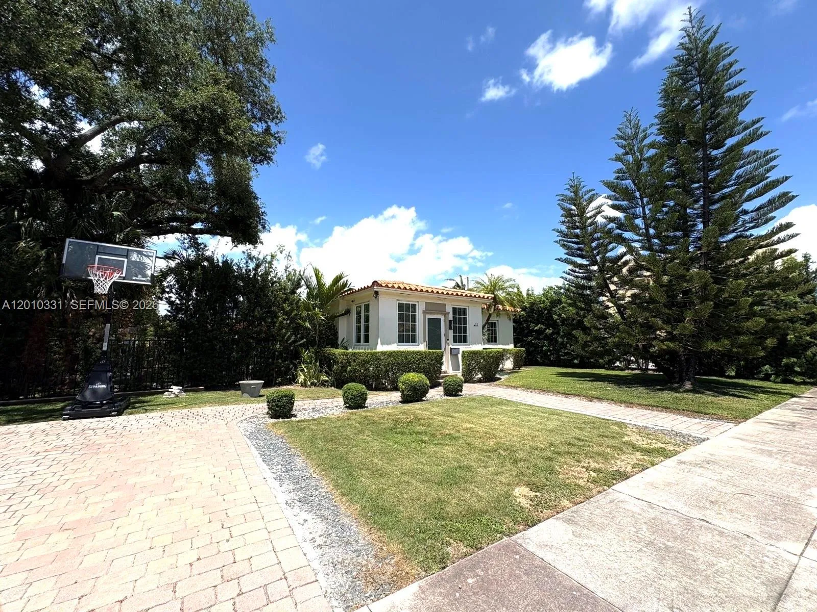 11 Veragua Ave # 11, Coral Gables FL 33134
