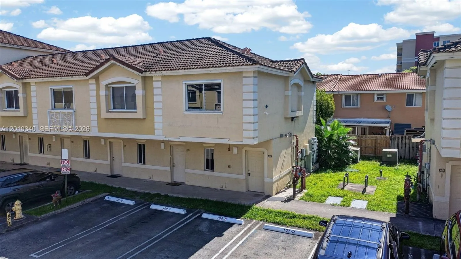 7995 NW 8th St # 100C, Miami FL 33126