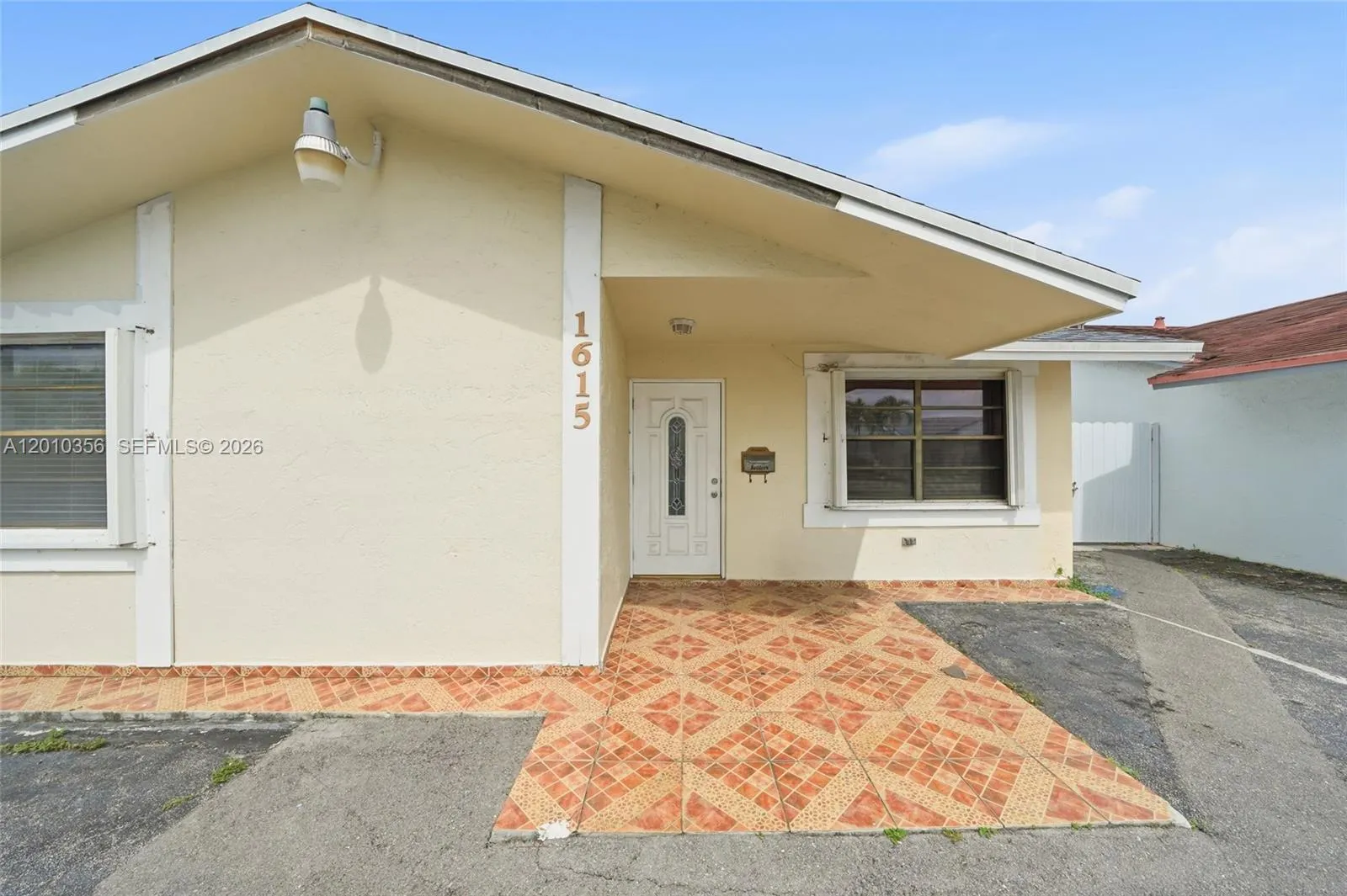 1615 SW 137th Pl, Miami FL 33175
