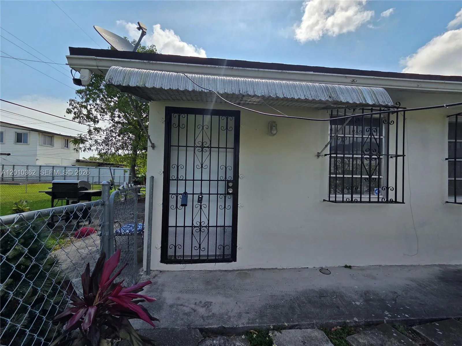 11035 SW 56th St # B, Miami FL 33165