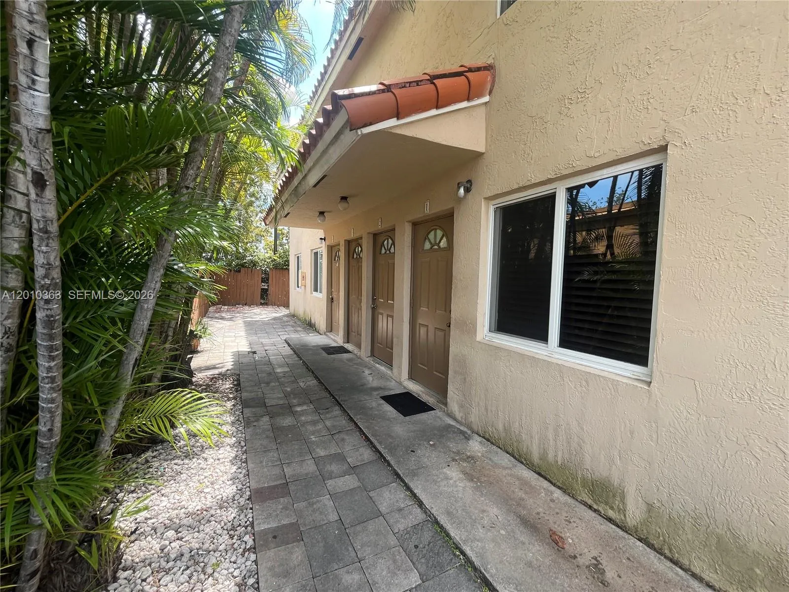 1419 SW 22nd Ave # 4, Miami FL 33145