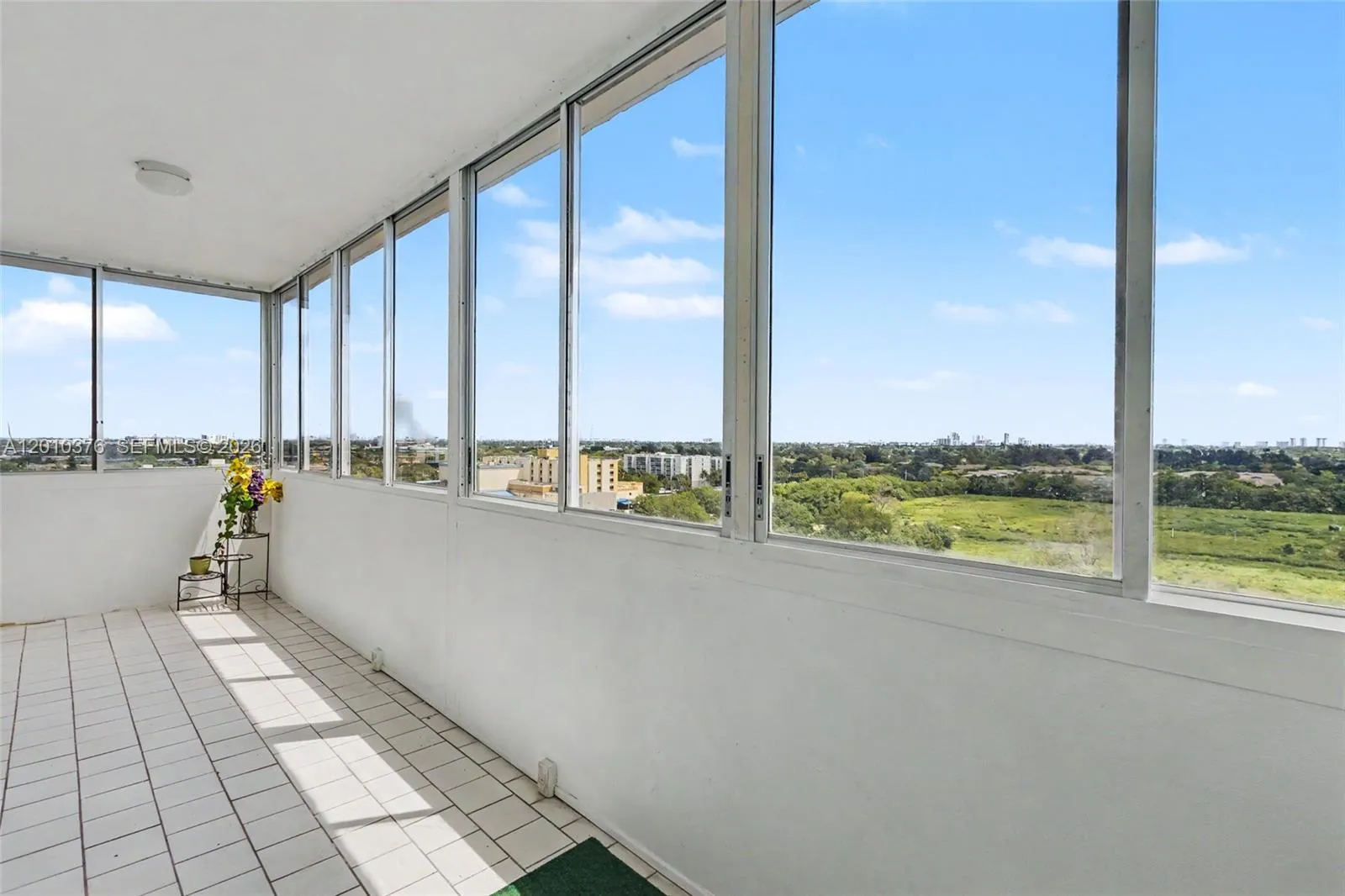 3800 Hillcrest Dr # 1211, Hollywood FL 33021