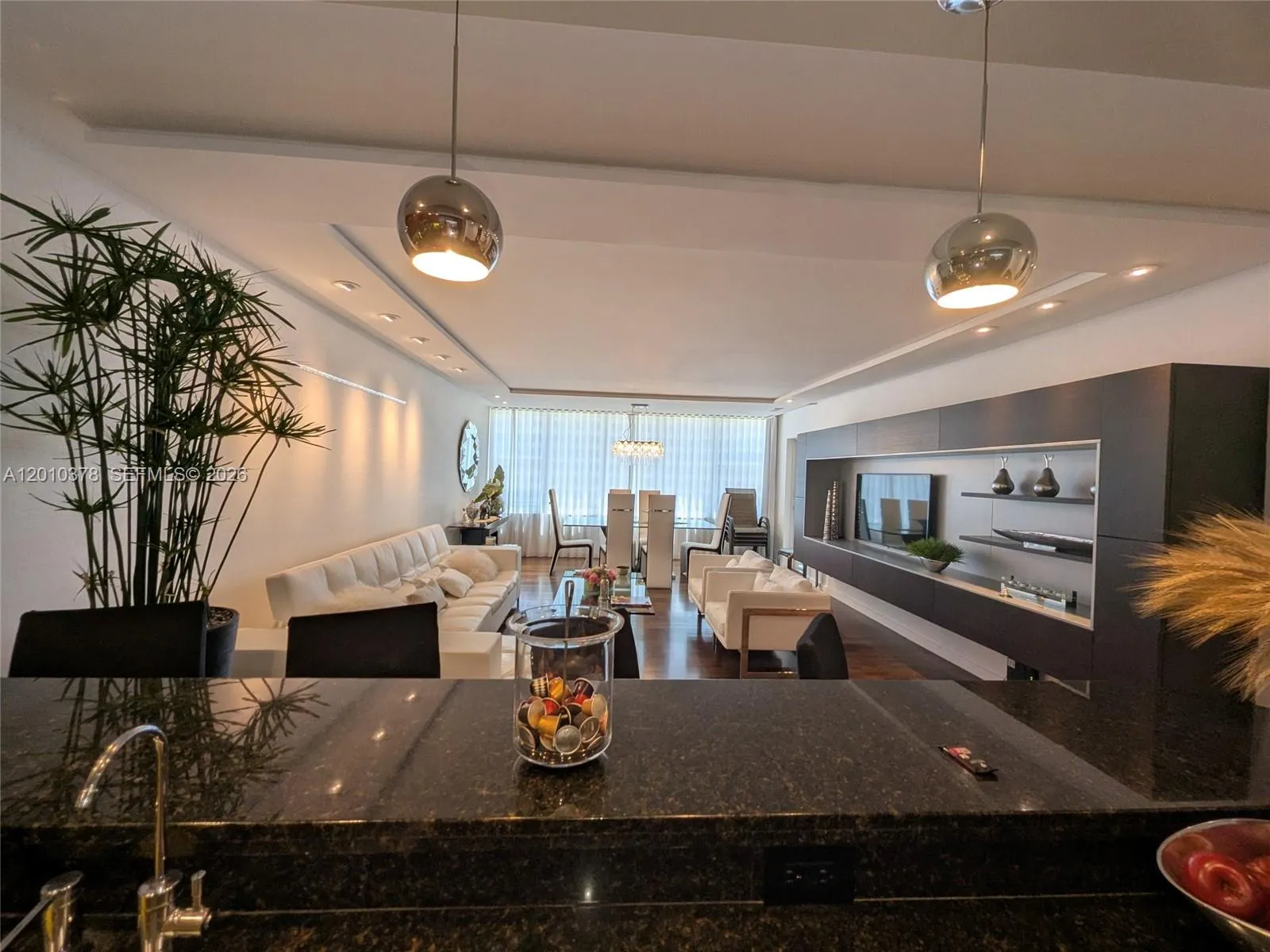 5600 Collins Ave # 9E, Miami Beach FL 33140