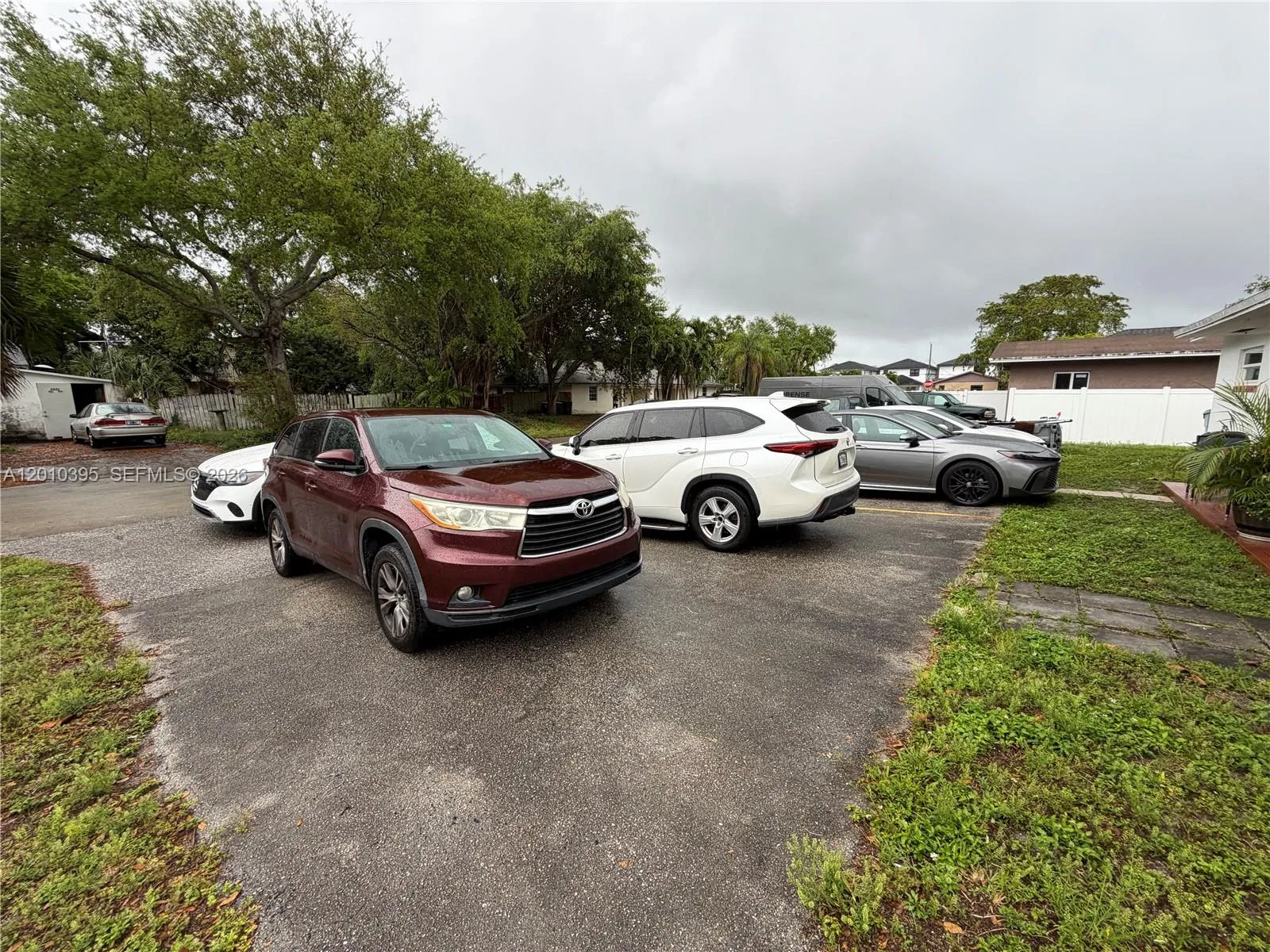 2620 SW 51st St, Dania Beach FL 33312