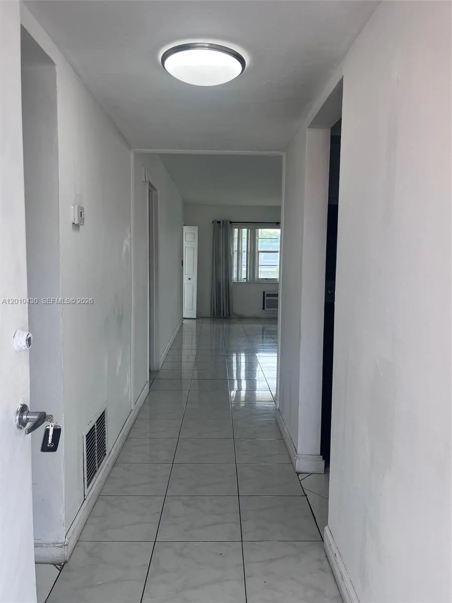 1540 NE 191st St # 321, Miami FL 33179
