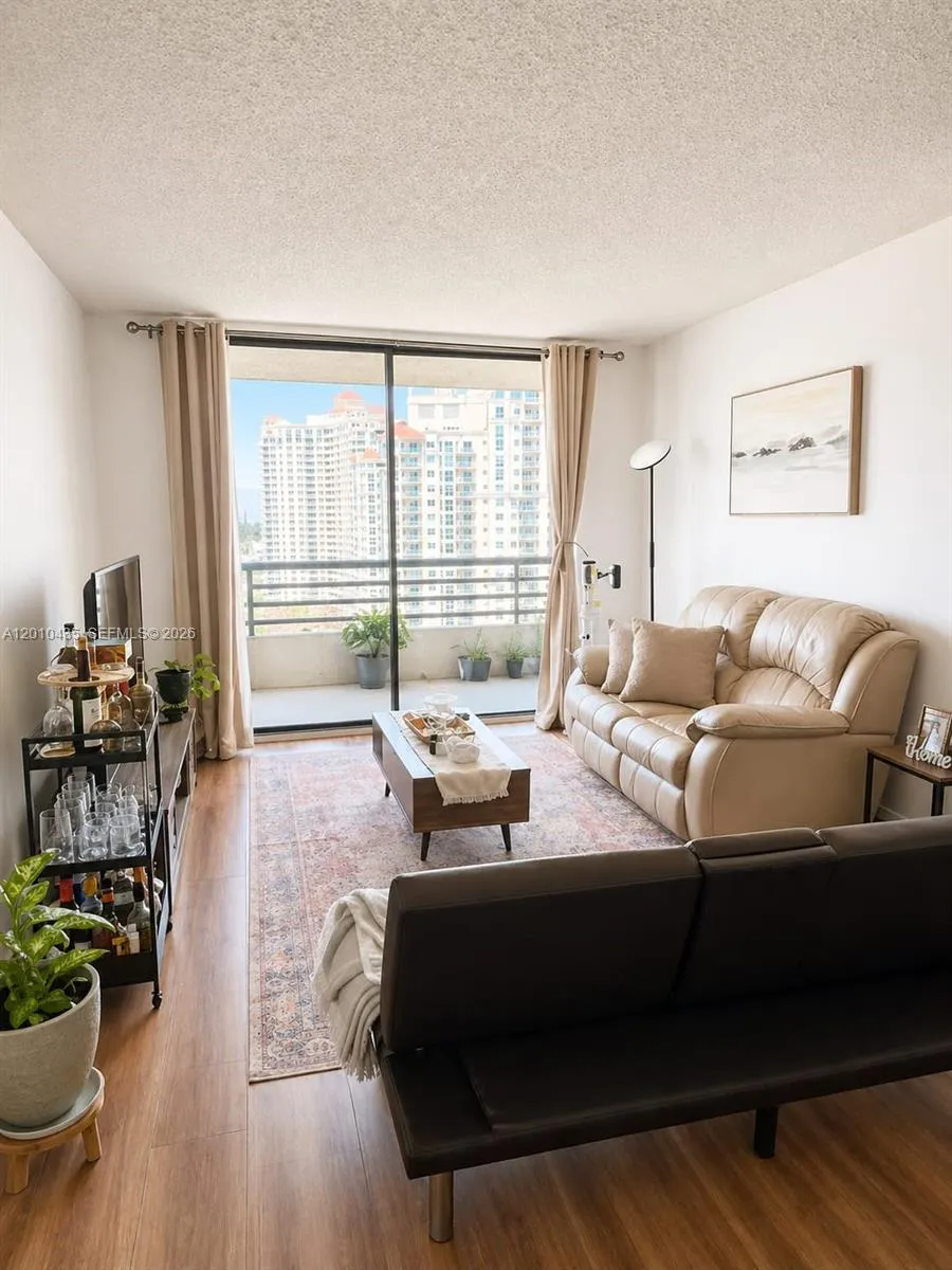 3300 NE 191st St # 1803, Aventura FL 33180