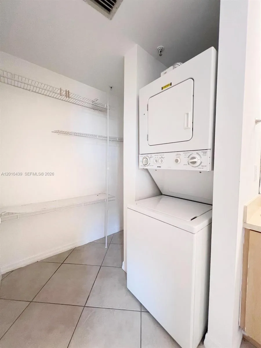 2630 SW 28th St # 49, Miami FL 33133