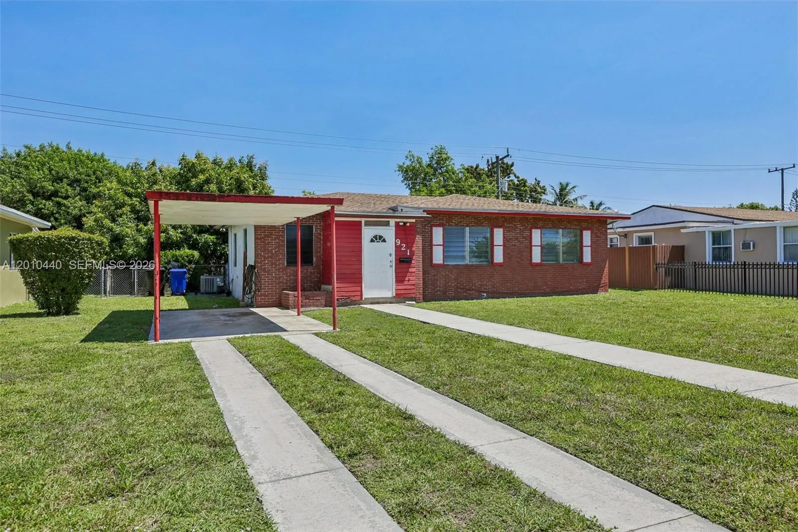 921 NE 159th St, North Miami Beach FL 33162