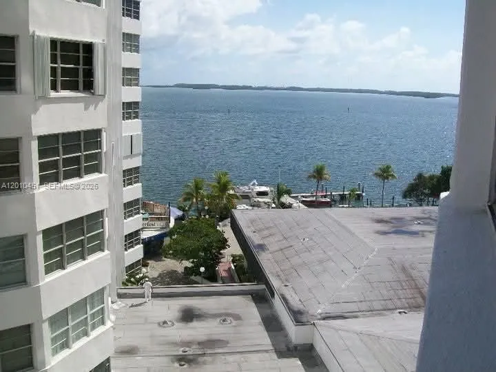999 Brickell Bay Dr # 805, Miami FL 33131
