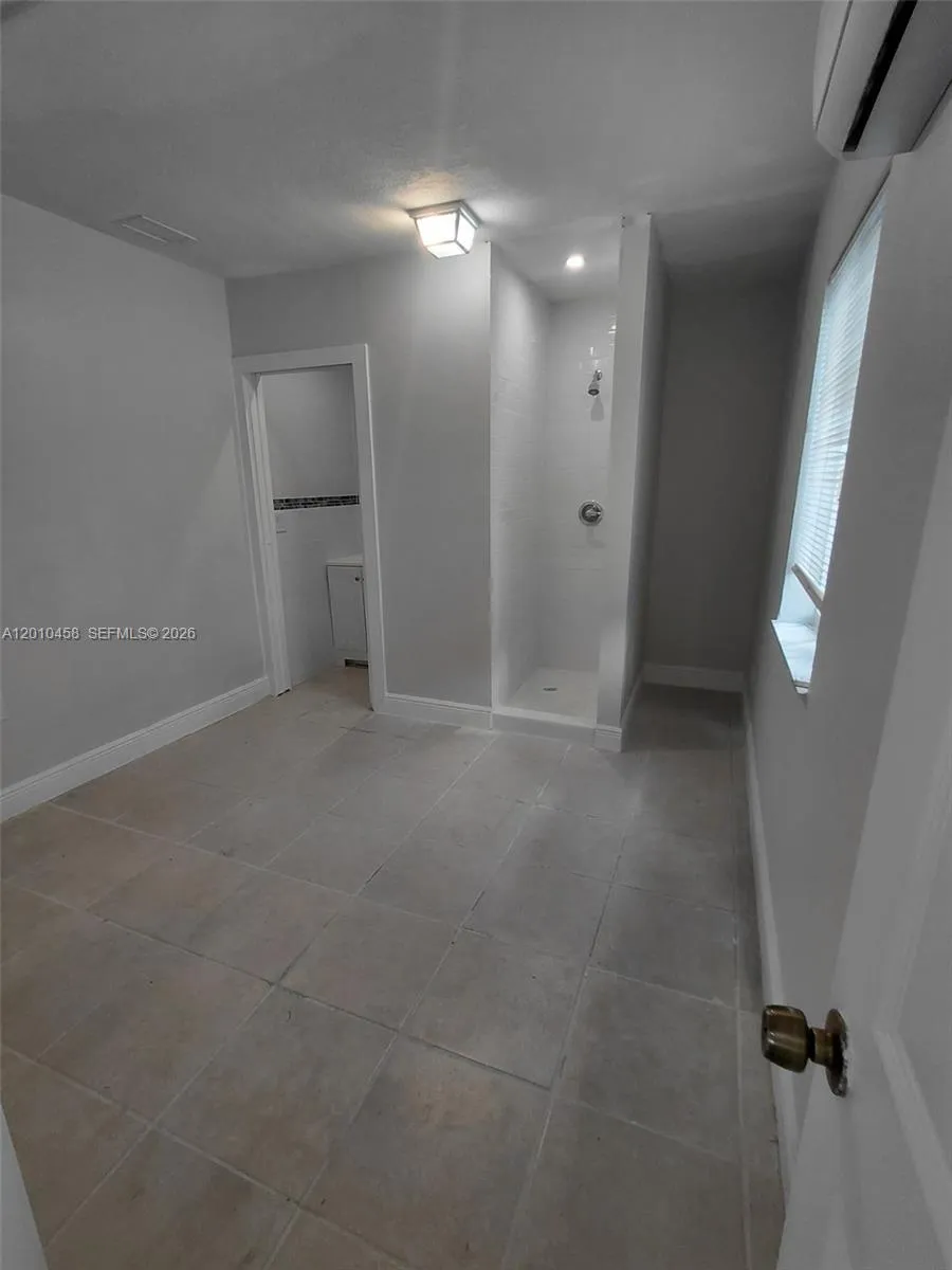 7555 SW 28th St Rd, Miami FL 33155