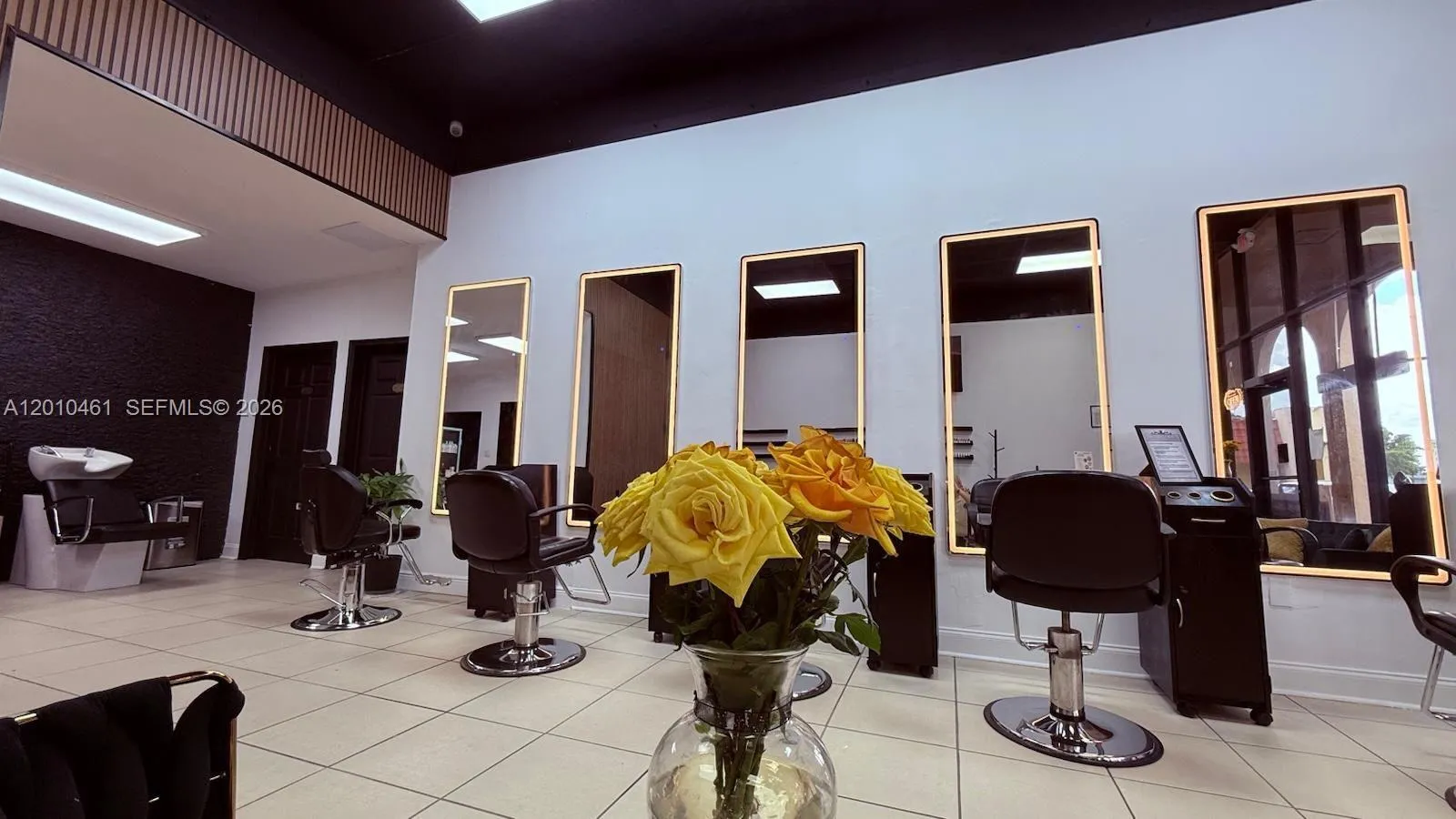 9610 Fontainebleau Blvd, Miami FL 33172