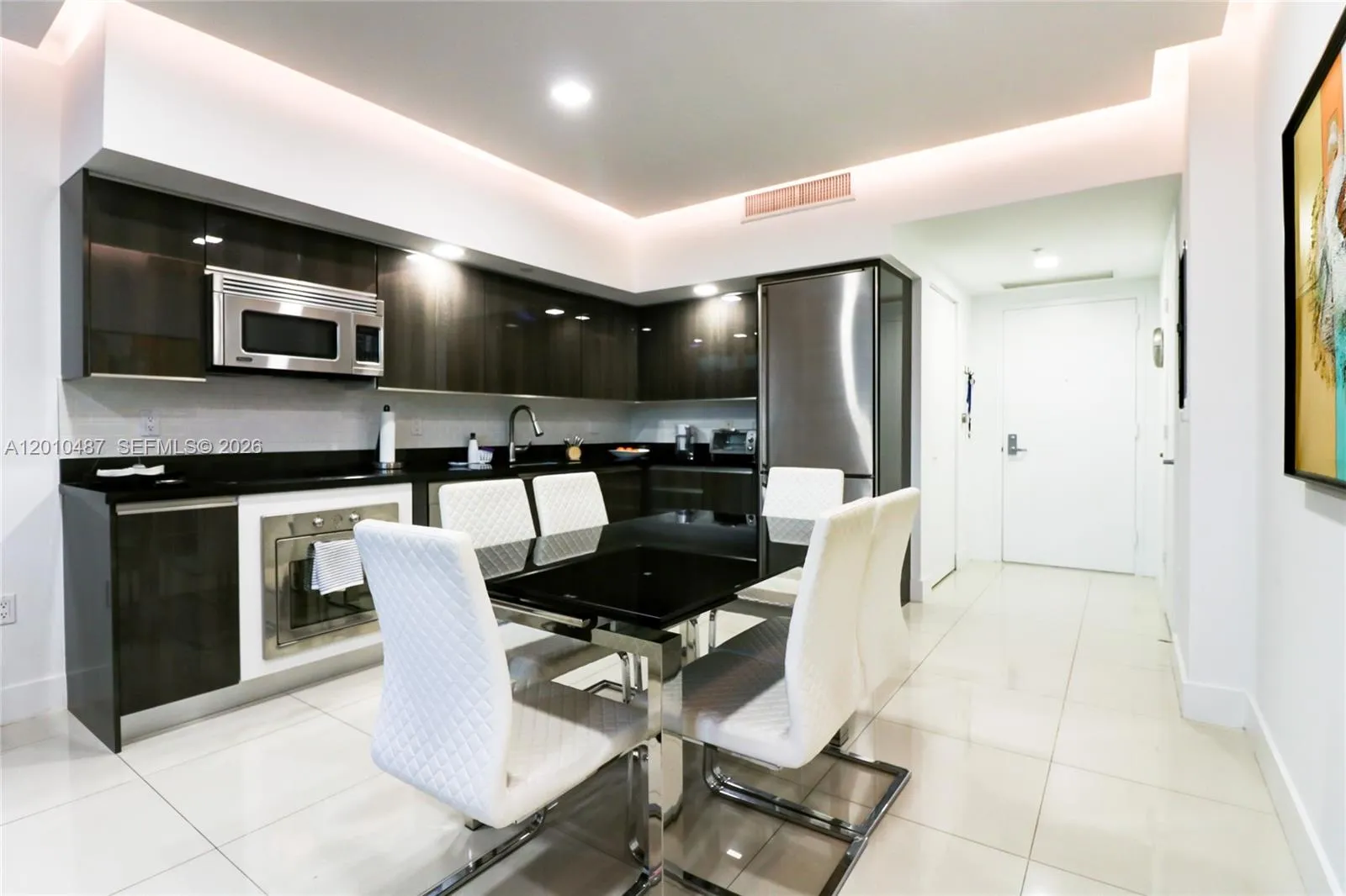 92 SW 3rd St # 2808, Miami FL 33130