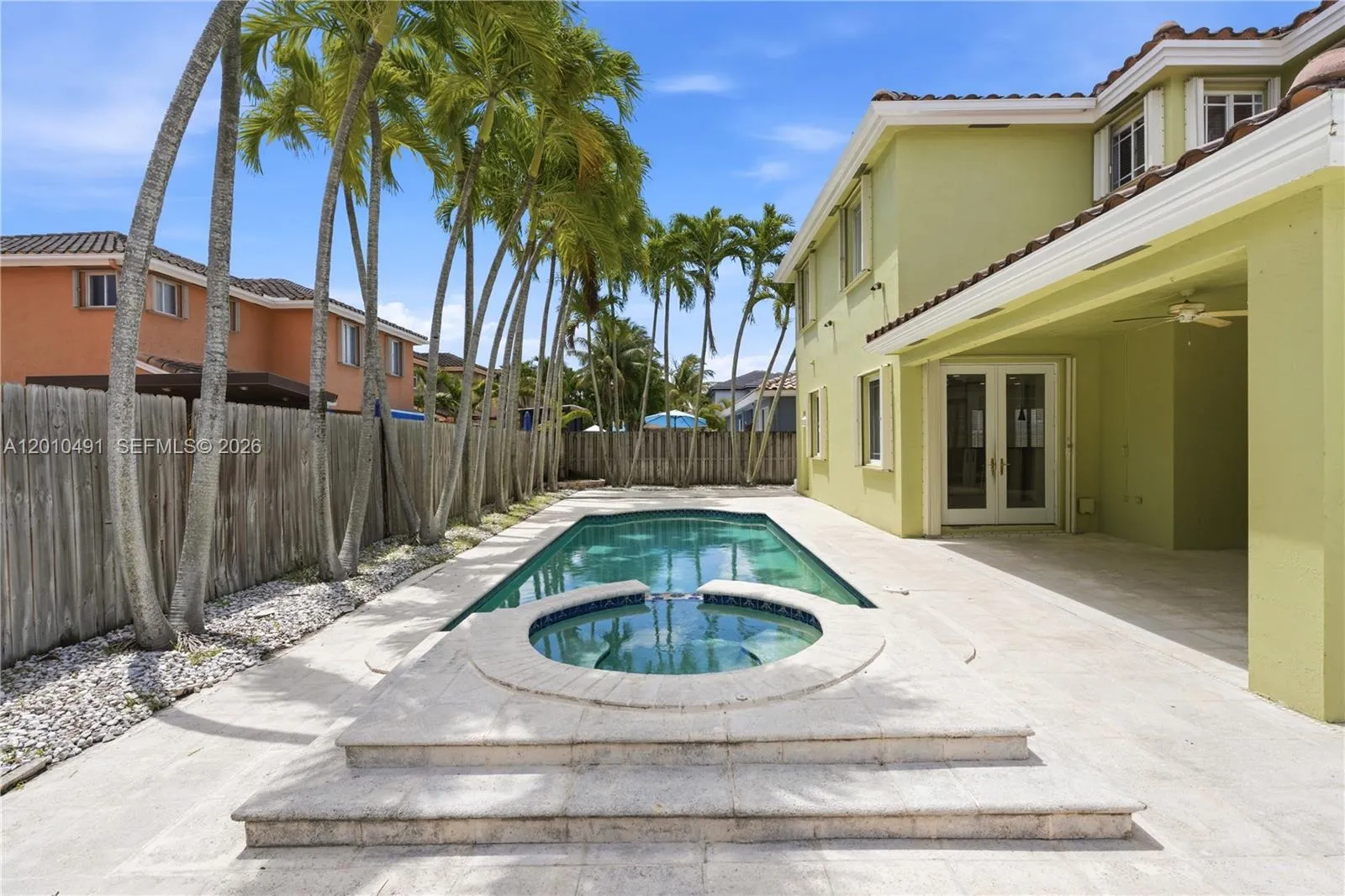 15203 SW 142nd Ave, Miami FL 33177