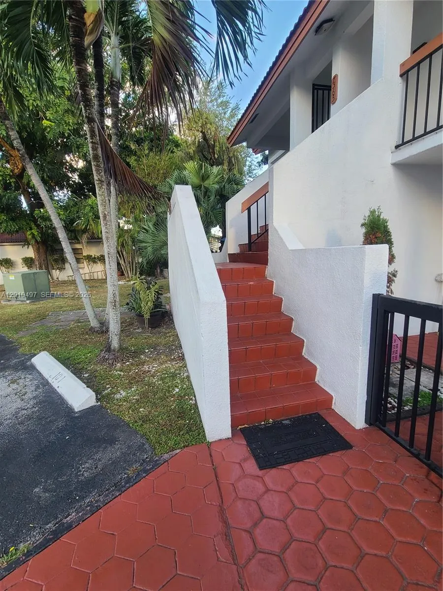 7565 SW 153rd Ct # 14, Miami FL 33193