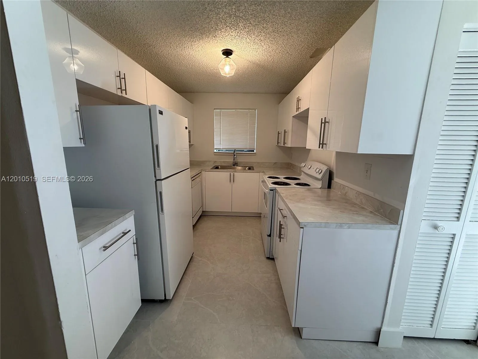 3548 NW 111th Ter, Sunrise FL 33351