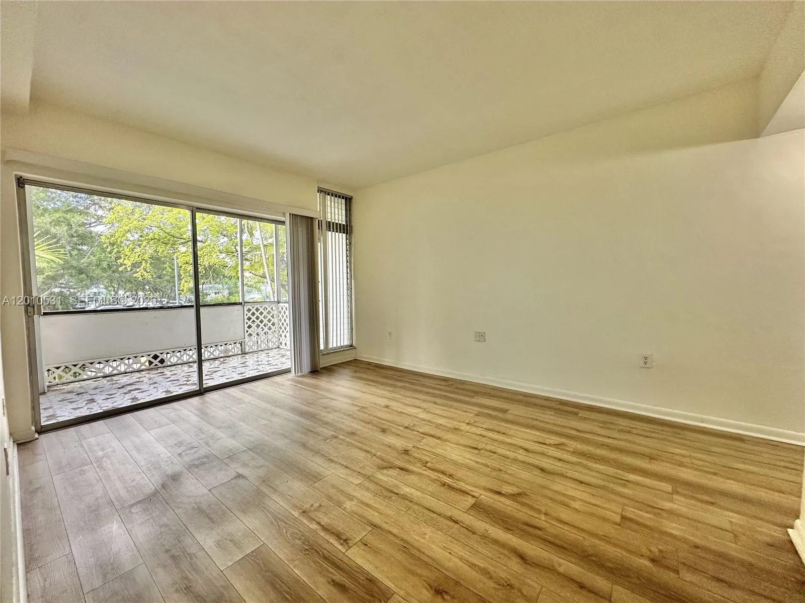 9175 SW 77th Ave # 206, Miami FL 33156