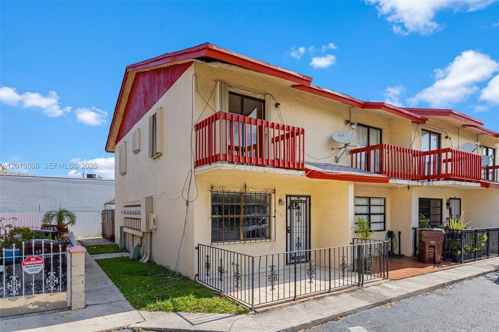 2331 W 66th Pl # 201, Hialeah FL 33016