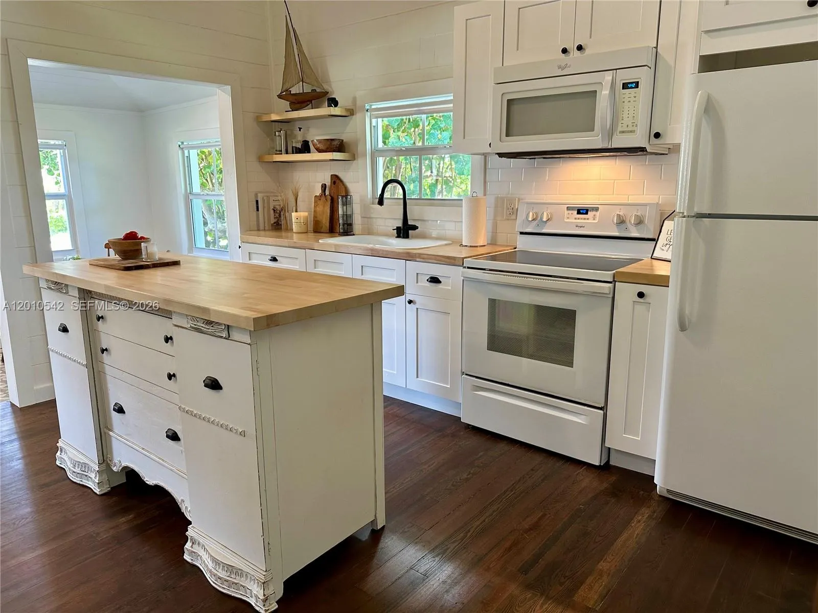 2287 NE Patrician St, Jensen Beach FL 34957