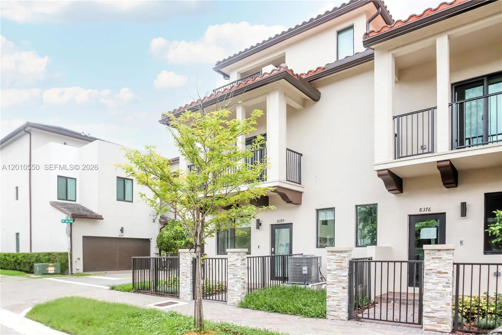 8370 NW 49th St # 8370, Doral FL 33166
