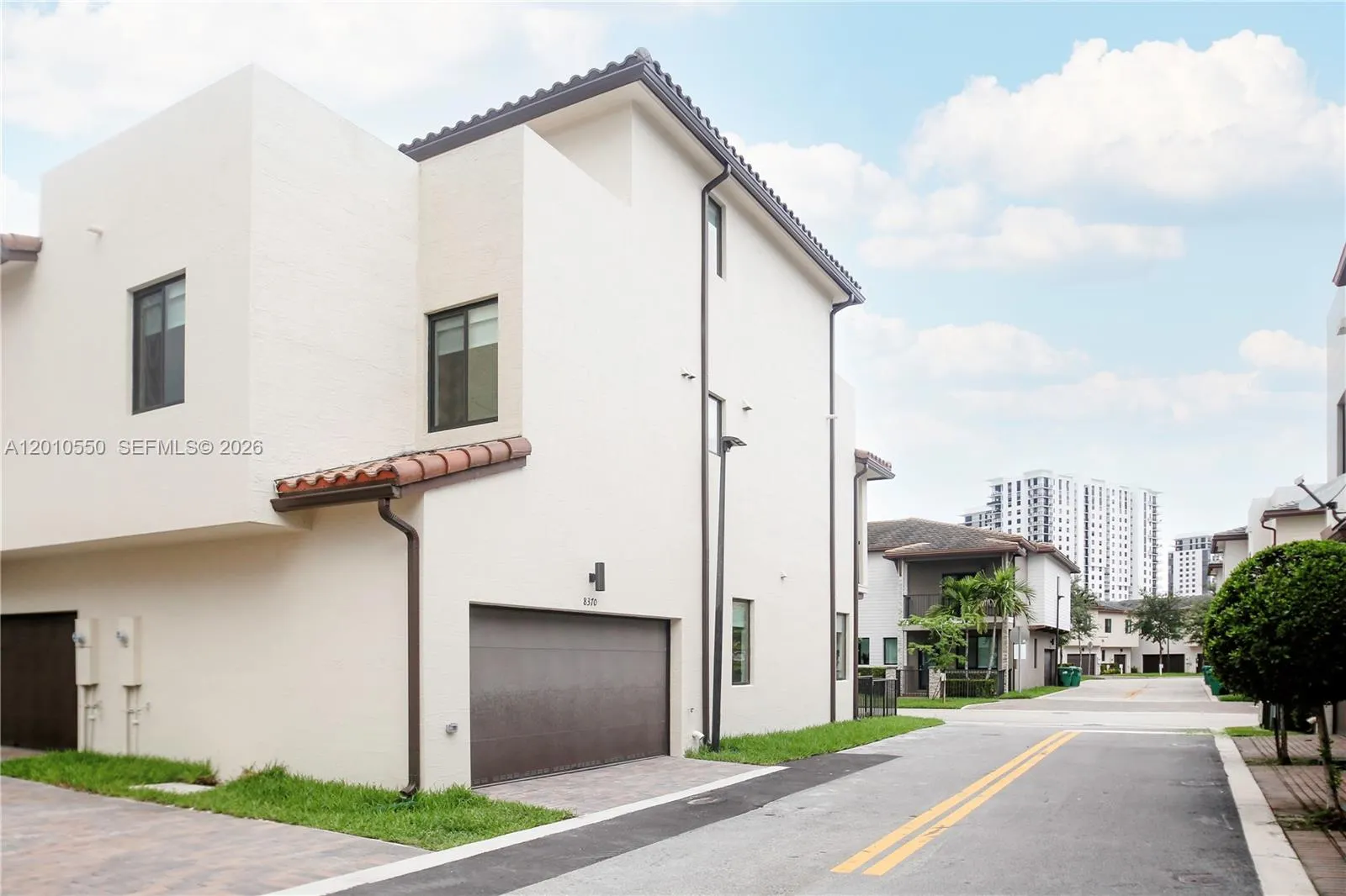 8370 NW 49th St # 8370, Doral FL 33166