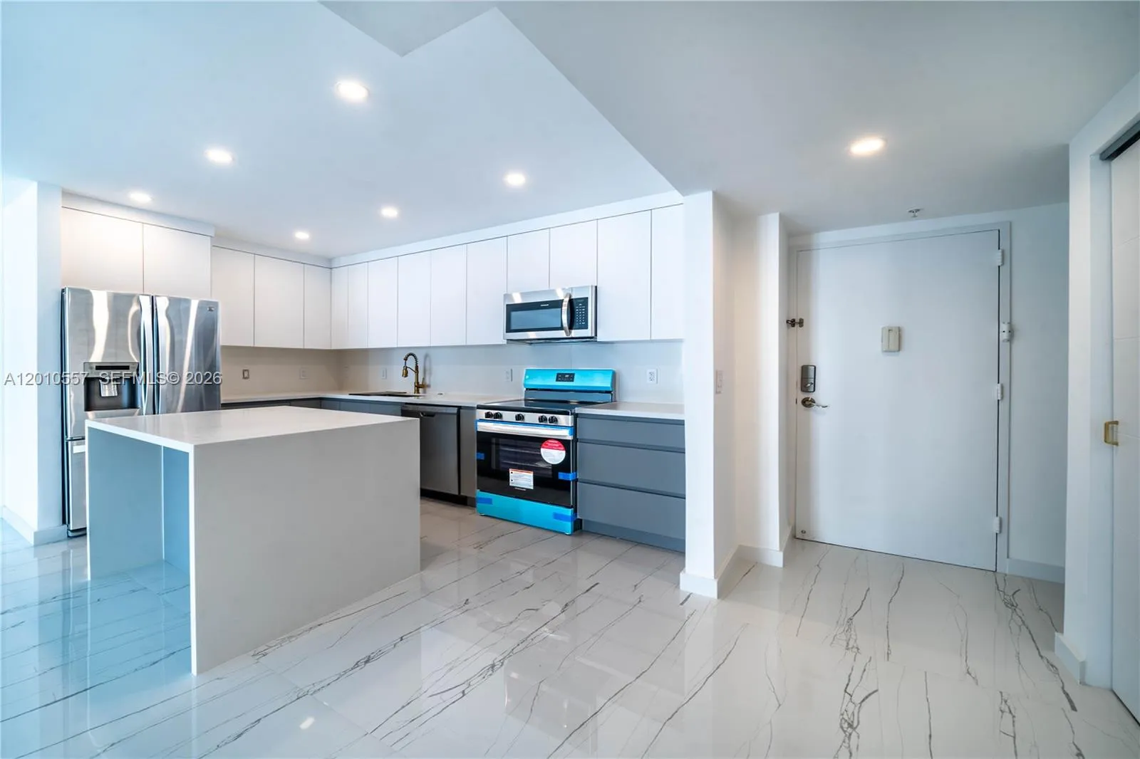 19380 Collins Ave # 1105, Sunny Isles Beach FL 33160