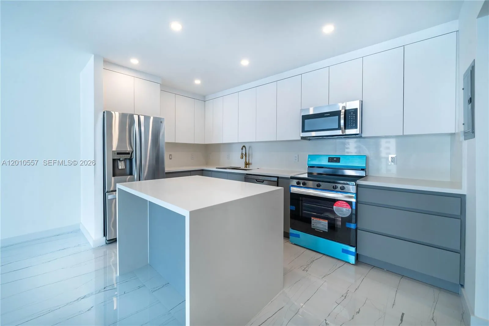 19380 Collins Ave # 1105, Sunny Isles Beach FL 33160