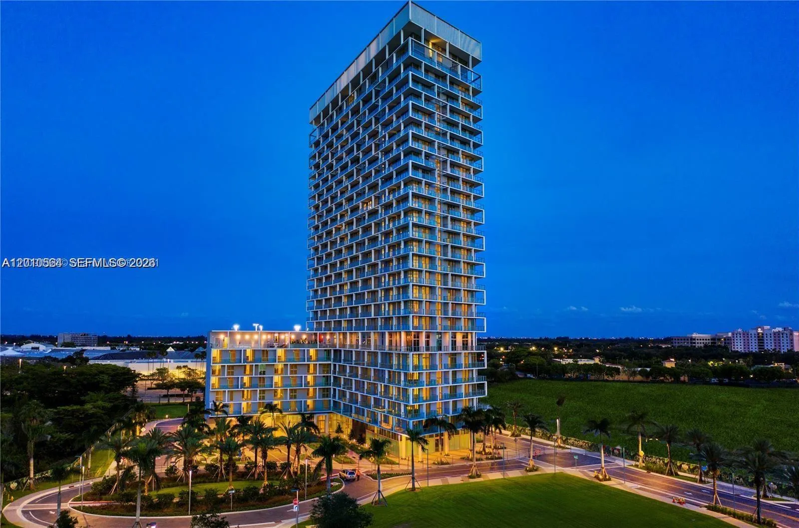 2000 Metropica Way # 2304, Sunrise FL 33323