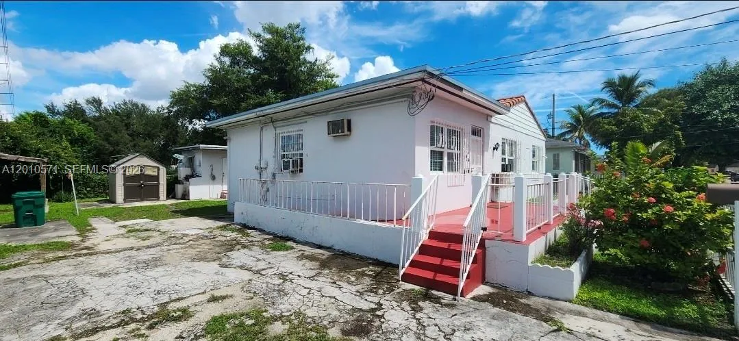 405 NW 64th St # 3, Miami FL 33150