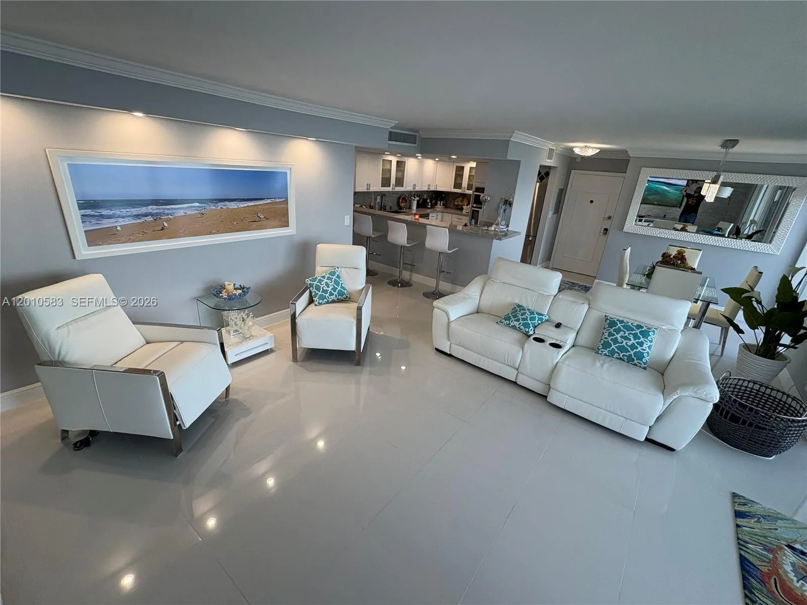 2030 S Ocean Dr # 1812, Hallandale Beach FL 33009