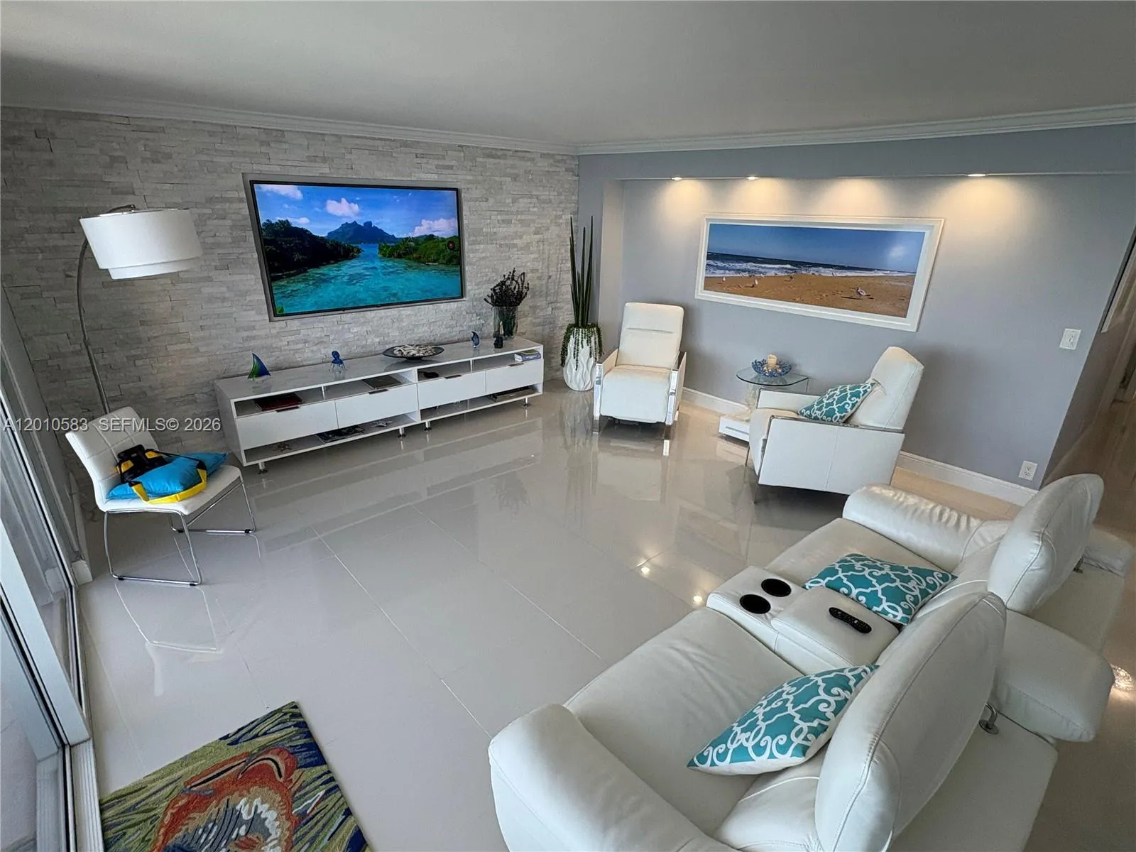 2030 S Ocean Dr # 1812, Hallandale Beach FL 33009