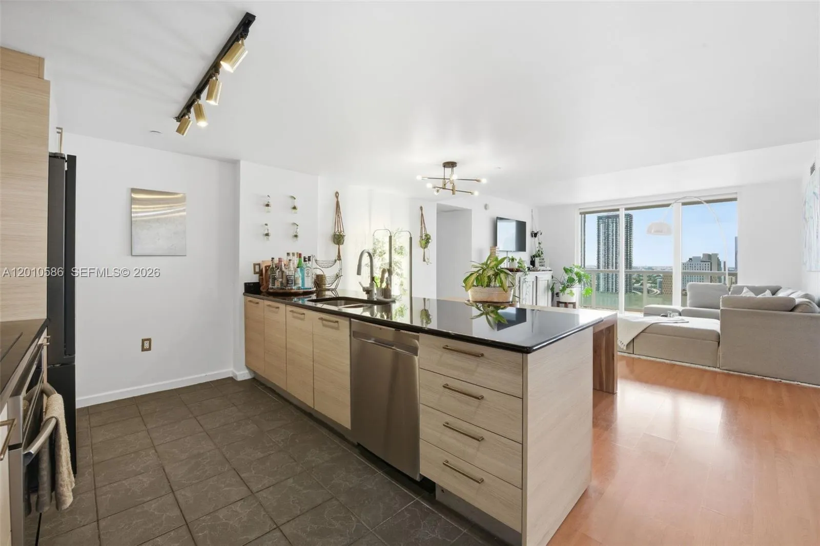 50 Biscayne Blvd # 2911, Miami FL 33132