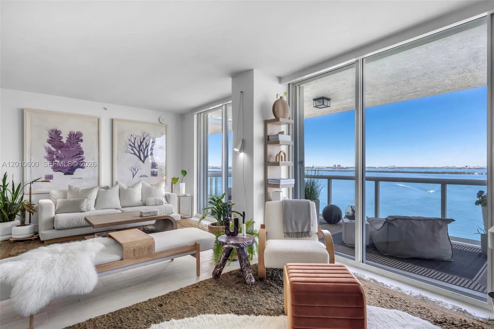 10 Venetian Way # 1803, Miami Beach FL 33139