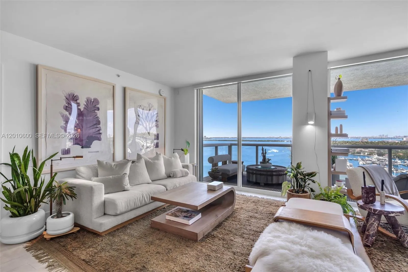 10 Venetian Way # 1803, Miami Beach FL 33139