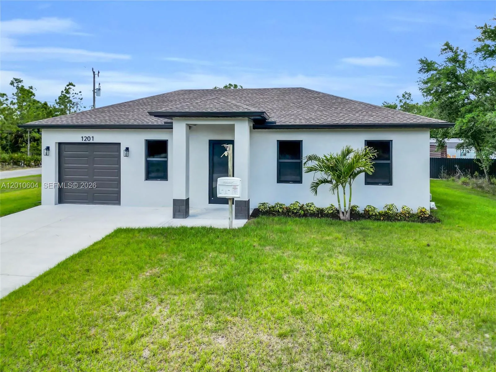 1201 E 7th ST, Lehigh Acres FL 33972