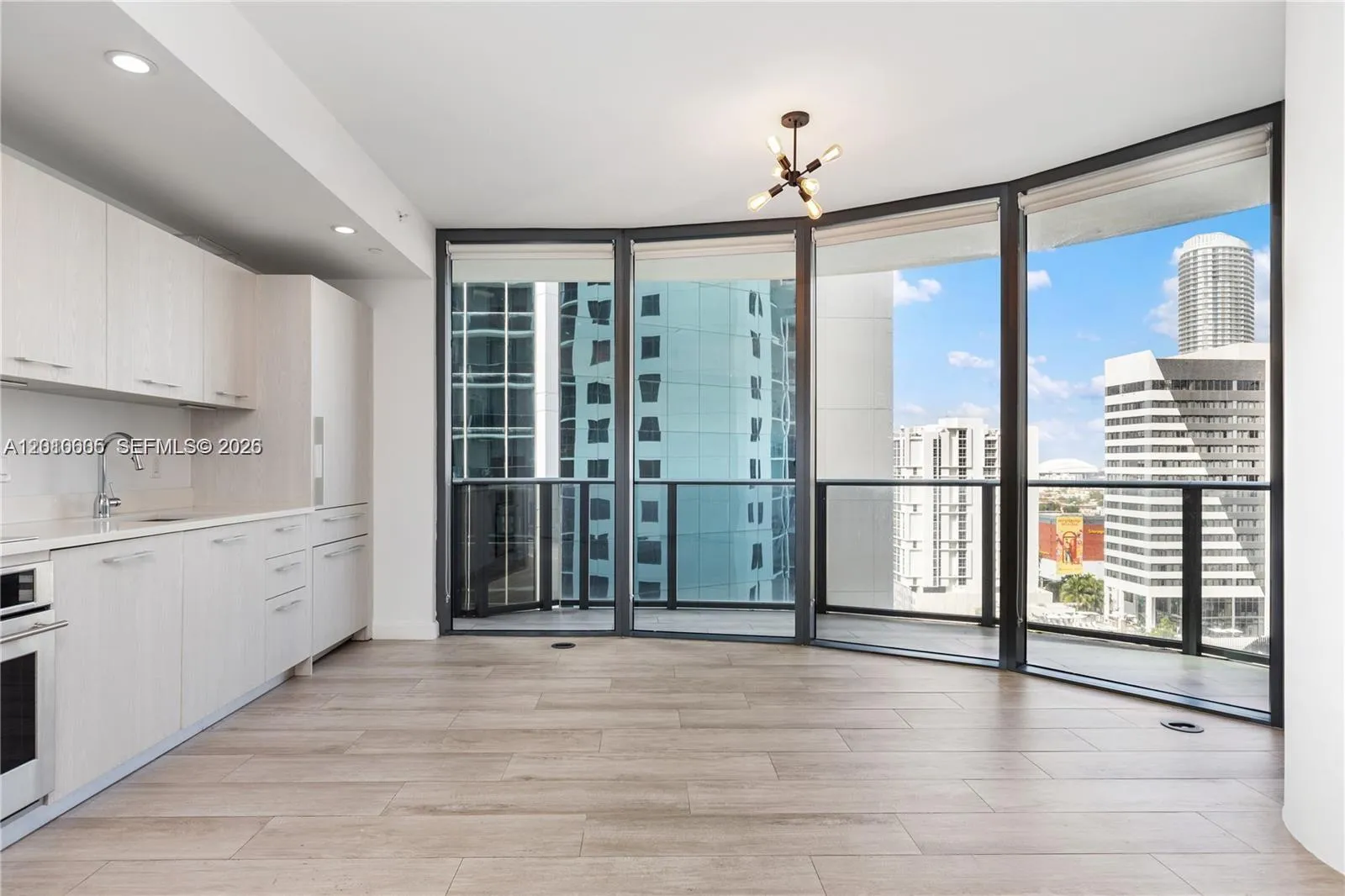 55 SW 9 St # 1208, Miami FL 33130