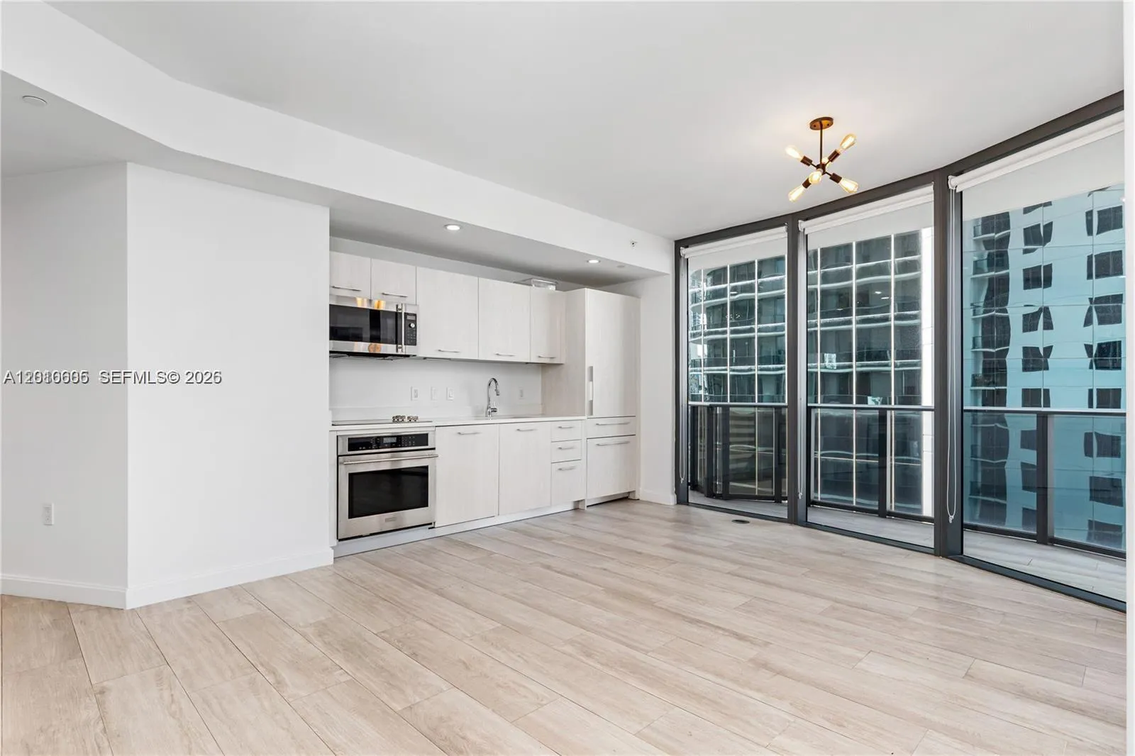 55 SW 9 St # 1208, Miami FL 33130