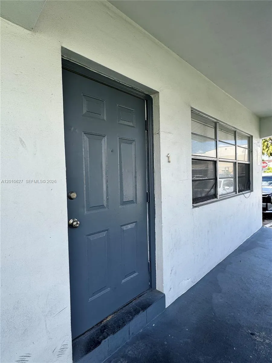 2300 Pierce St # 1, Hollywood FL 33020