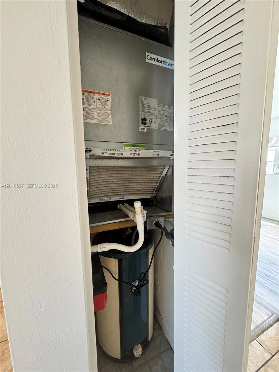 2300 Pierce St # 1, Hollywood FL 33020