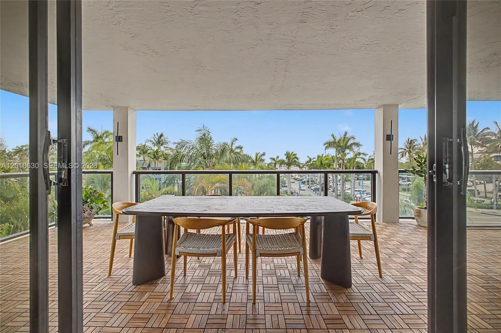 2575 S Bayshore Dr # 4A, Miami FL 33133