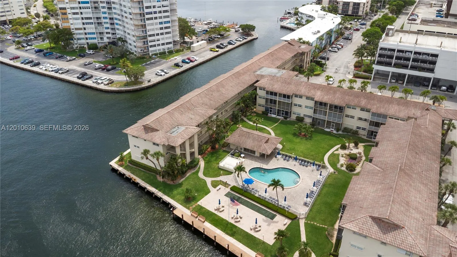 2600 Diana Dr # 119, Hallandale Beach FL 33009