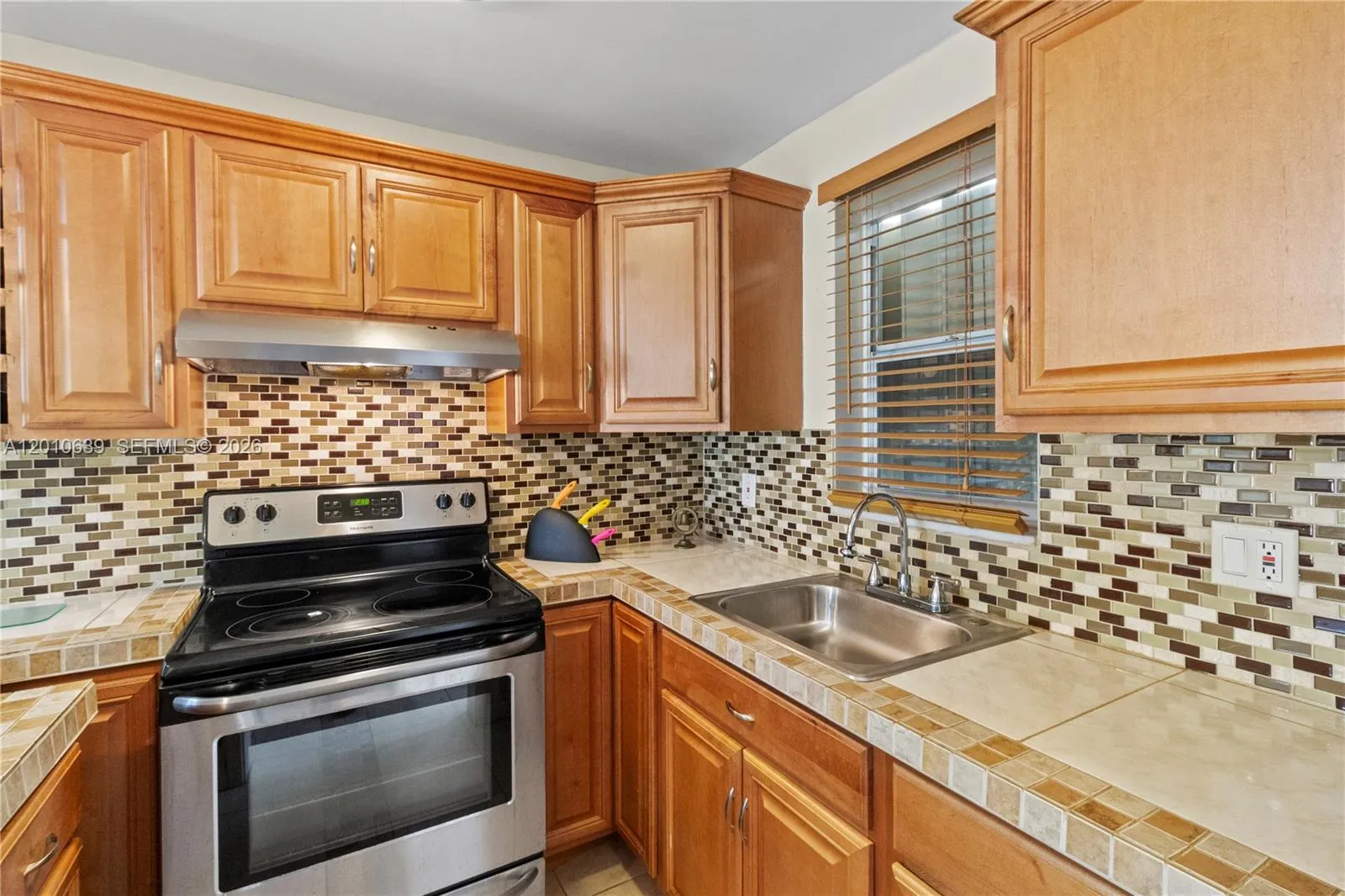 2600 Diana Dr # 119, Hallandale Beach FL 33009