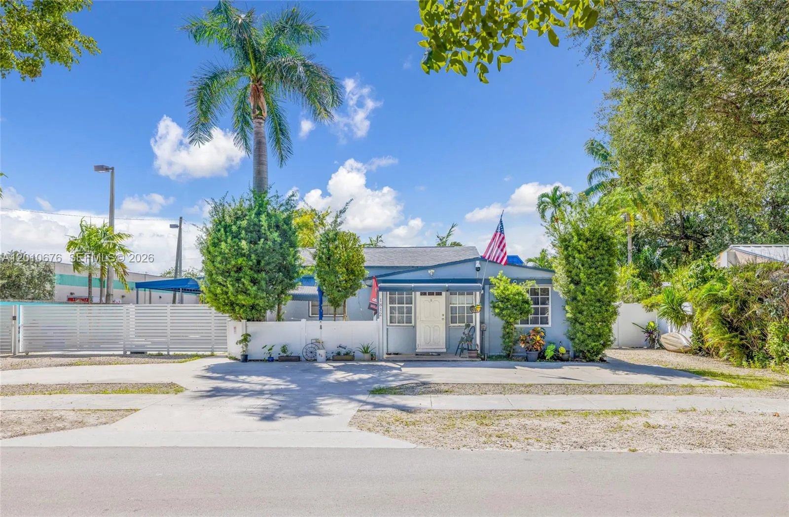 1812 Coolidge St, Hollywood FL 33020