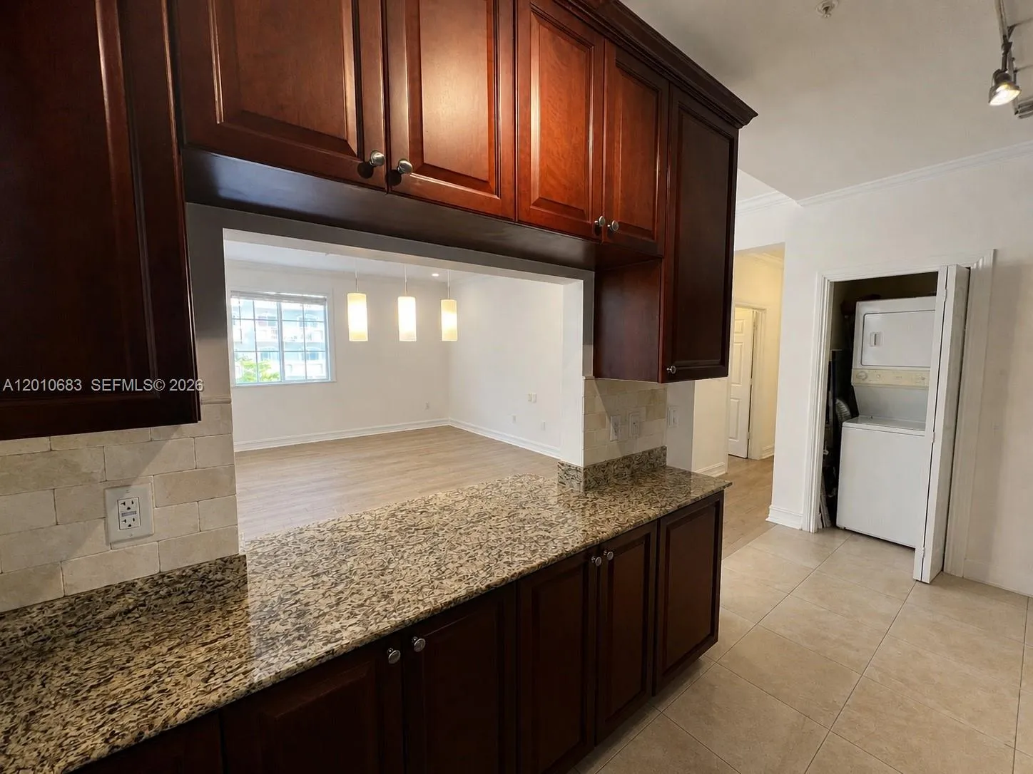115 Mendoza Ave # 202, Coral Gables FL 33134