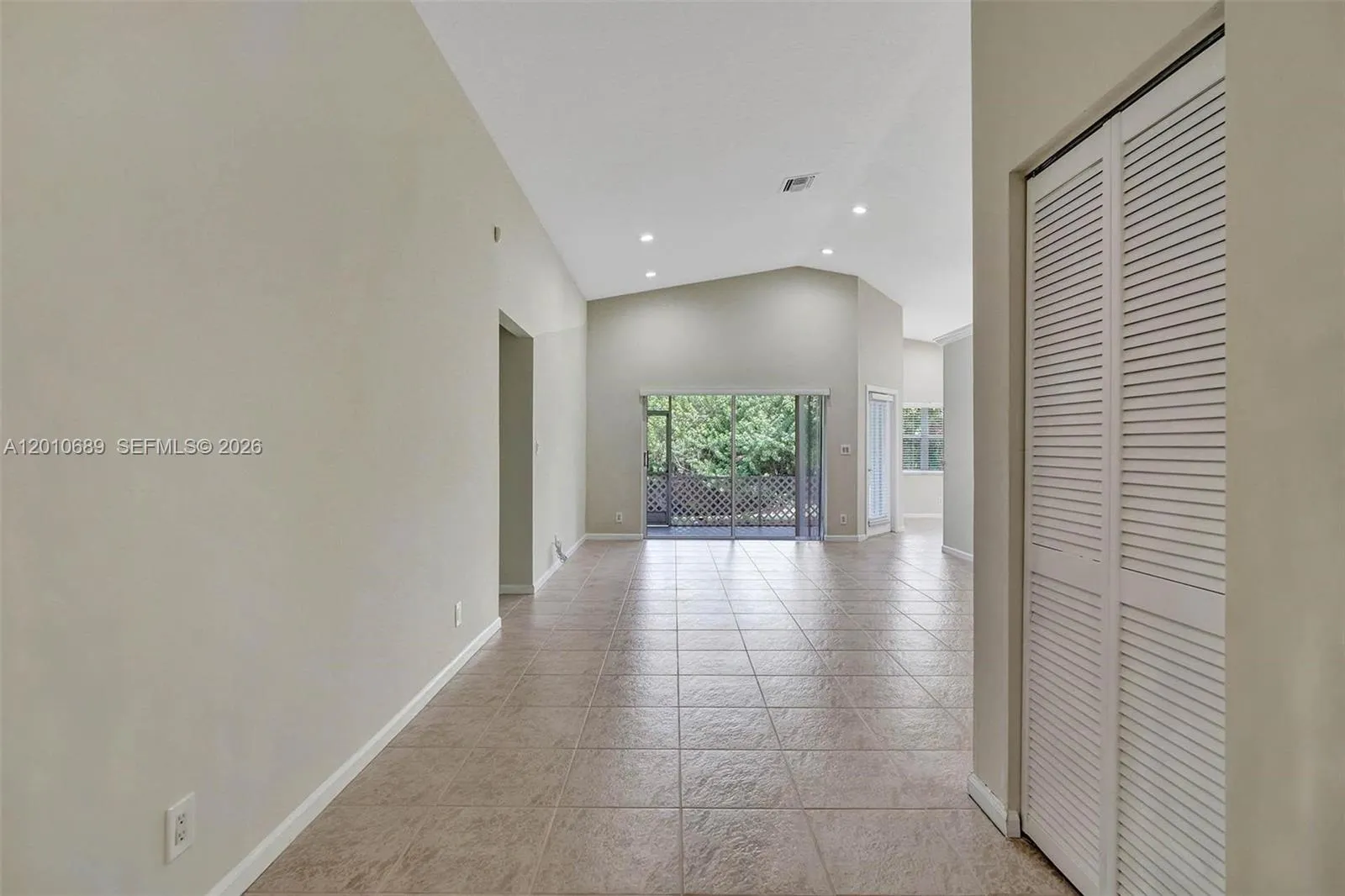 10219 NW 48th Mnr, Coral Springs FL 33076