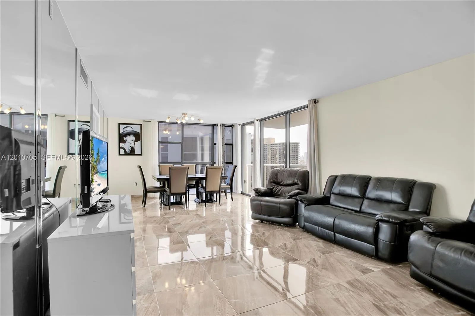 3701 N Country Club Dr # 2203, Aventura FL 33180